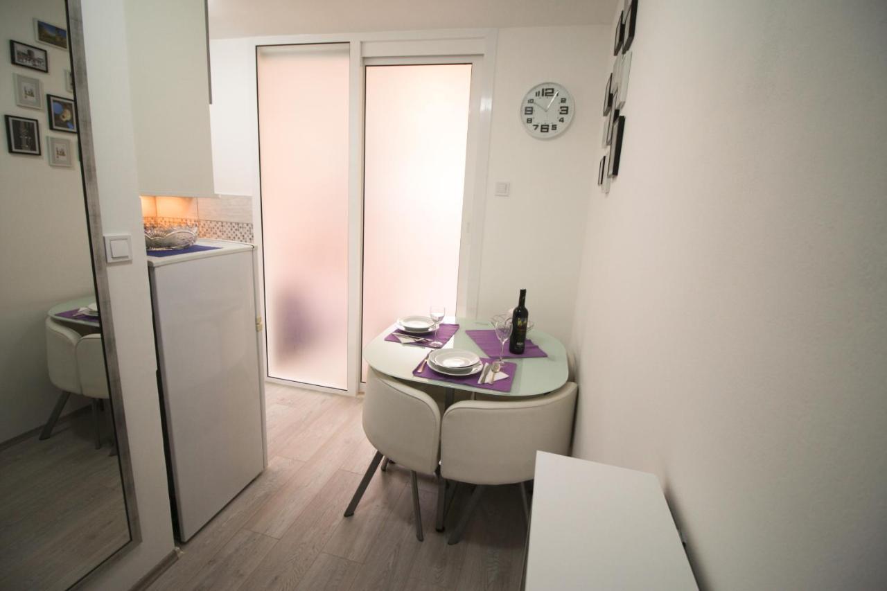 Studio Apartman Ana Спліт Екстер'єр фото
